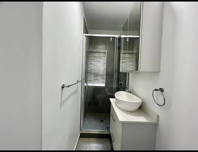 3 BEDROOM APARTMENT TO LET IN SHEFFIELD BEACH